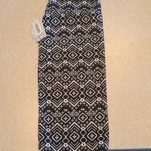 LulaRoe Cassie - L - NWT